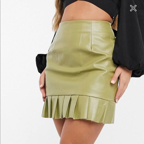 NEW NaaNaa - NEVER WORN‼️ Olive Khaki Frill Peplum Faux Leather Skirt US SIZE 4 - Picture 4 of 13